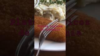 Plato típico  alemán pescado con Kartoffeln Salat