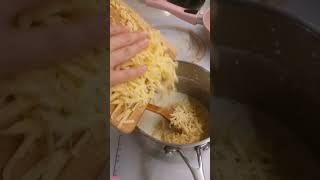 макароны в сыром соусе