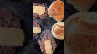 MacheteGrill: Hamburguesa Alta en Proteína y Baja en Grasa - ¡Solo 500 Calorías!